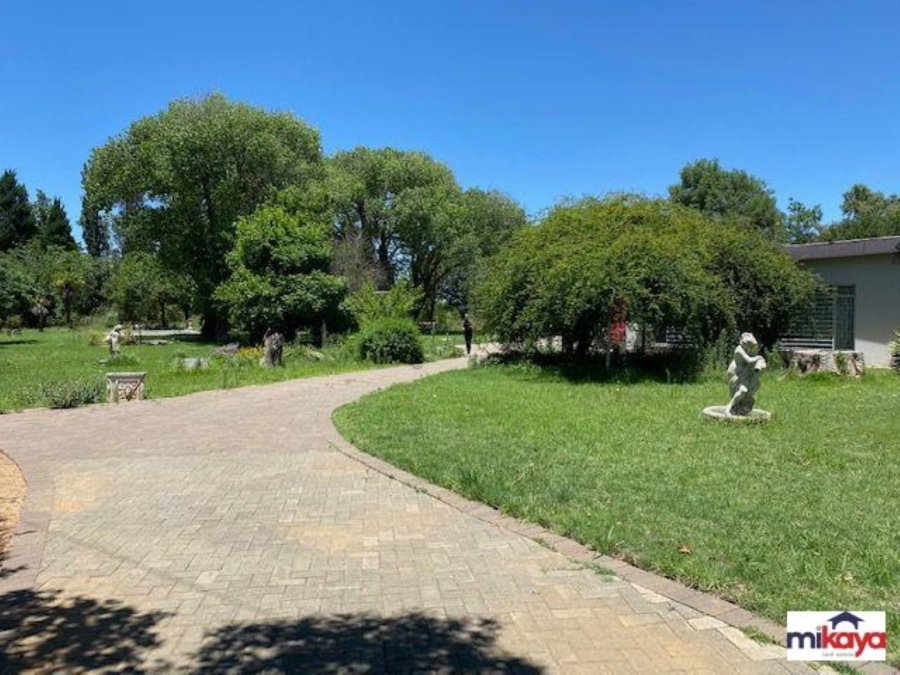 4 Bedroom Property for Sale in Roodewal Free State